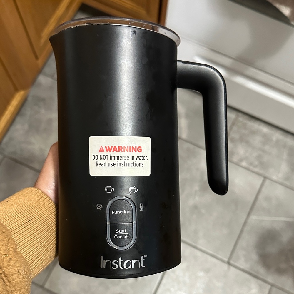 Instant Black Electric Milk Frother